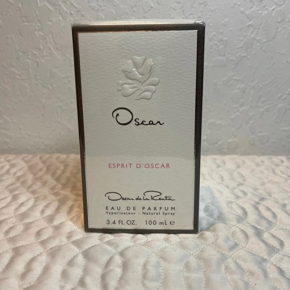 Esprit D'Oscar by Oscar De La Renta